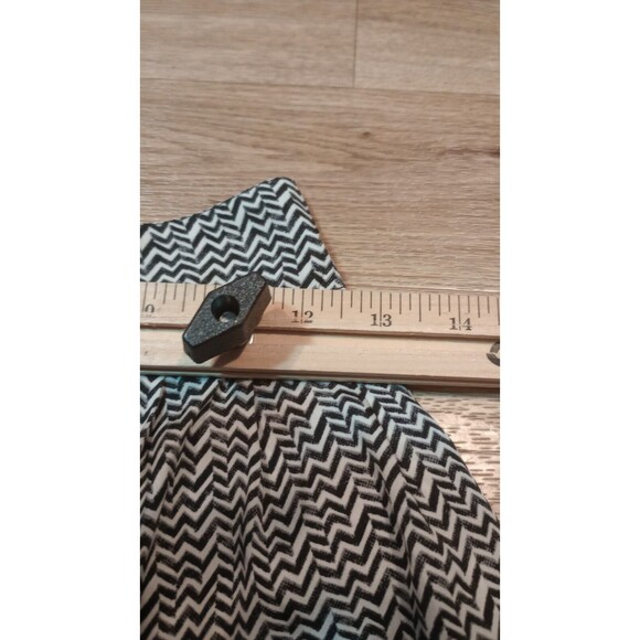 American Eagle Shorts Womens Small Zebra Print Satin Pull On Flowy Shorties S - Picture 11 of 15